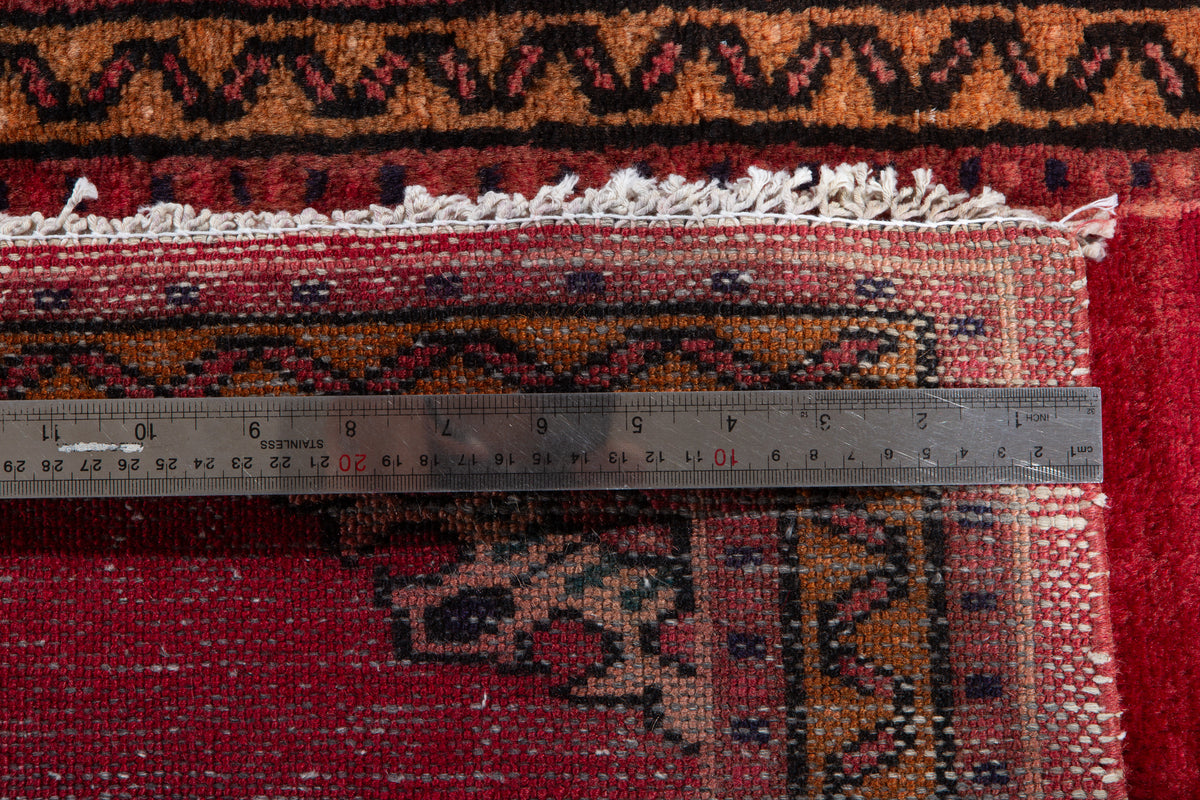 Small Vintage Red Rug – 2' 11" x 2' 2" (88 x 67 cm)