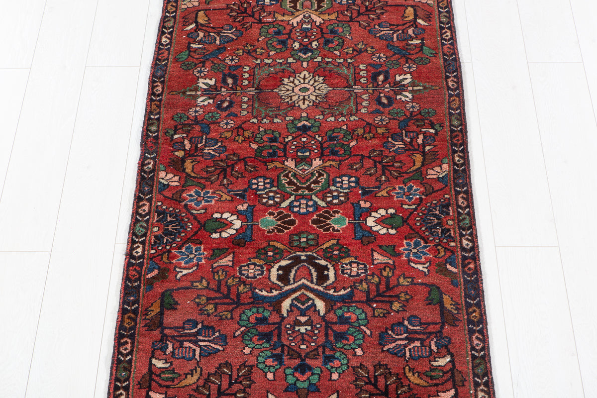 Vintage Red Geometric Runner Rug – 9' 9" x 2' 8" (298 x 81 cm)