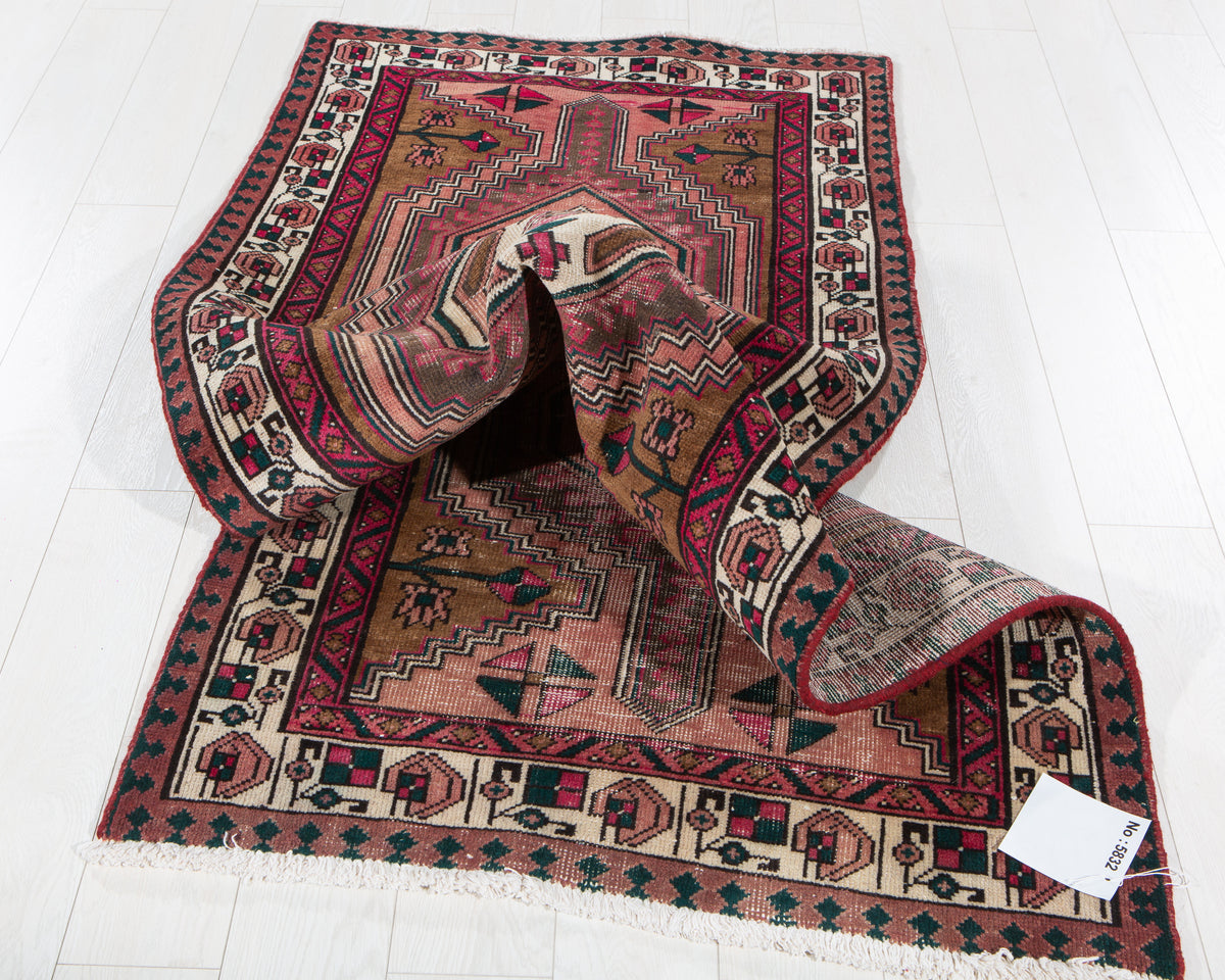Antique Brown & Pink Geometric Runner Rug – 7' 9" x 3' 3" (237 x 98 cm)