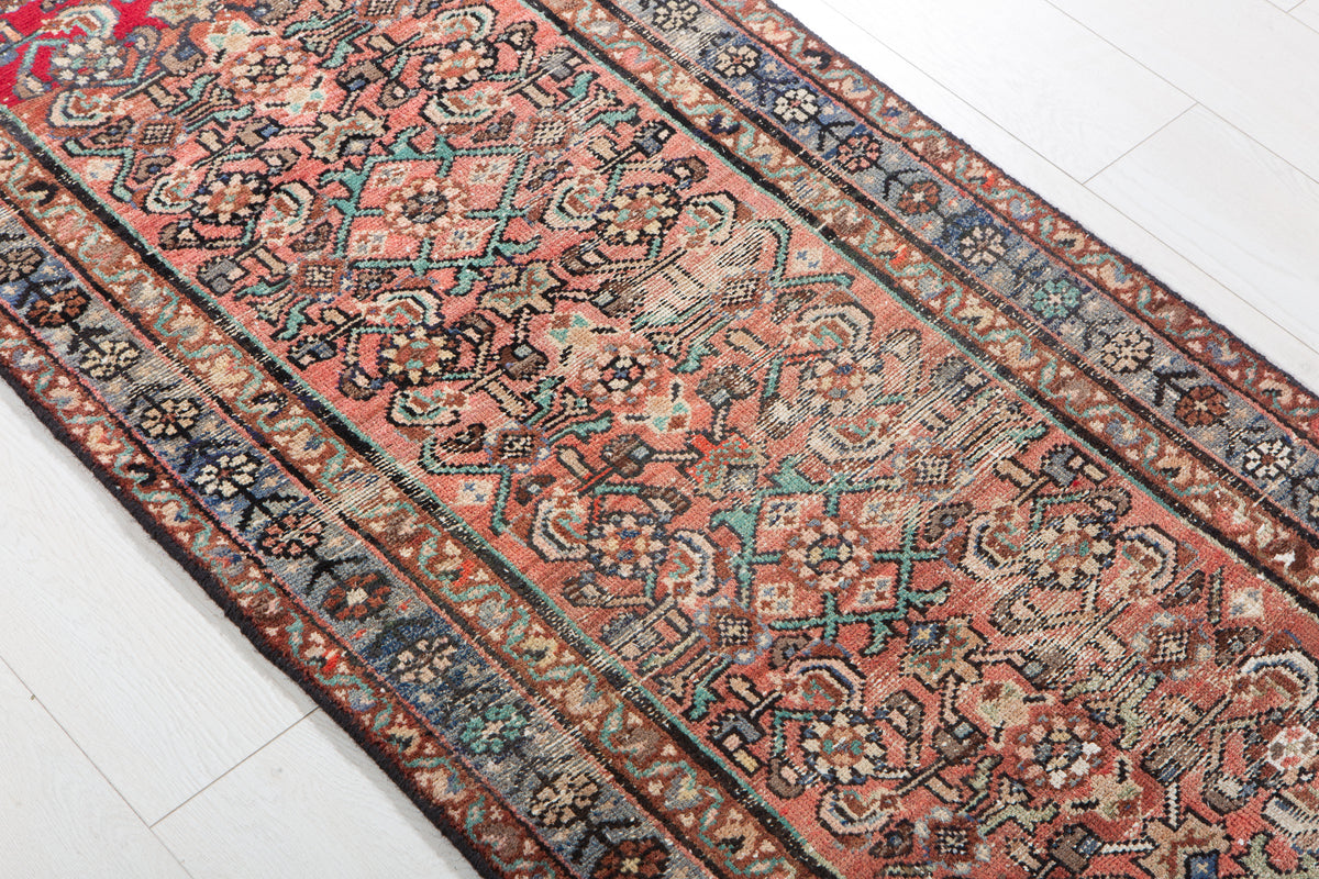 Antique Red Geometric Runner Rug – 8' 1" x 2' 4" (247 x 70 cm)