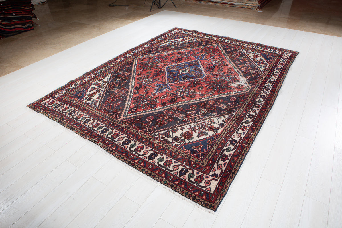 Vintage Red Geometric Rug – 9' 6" x 7' 1" (289 x 215 cm)