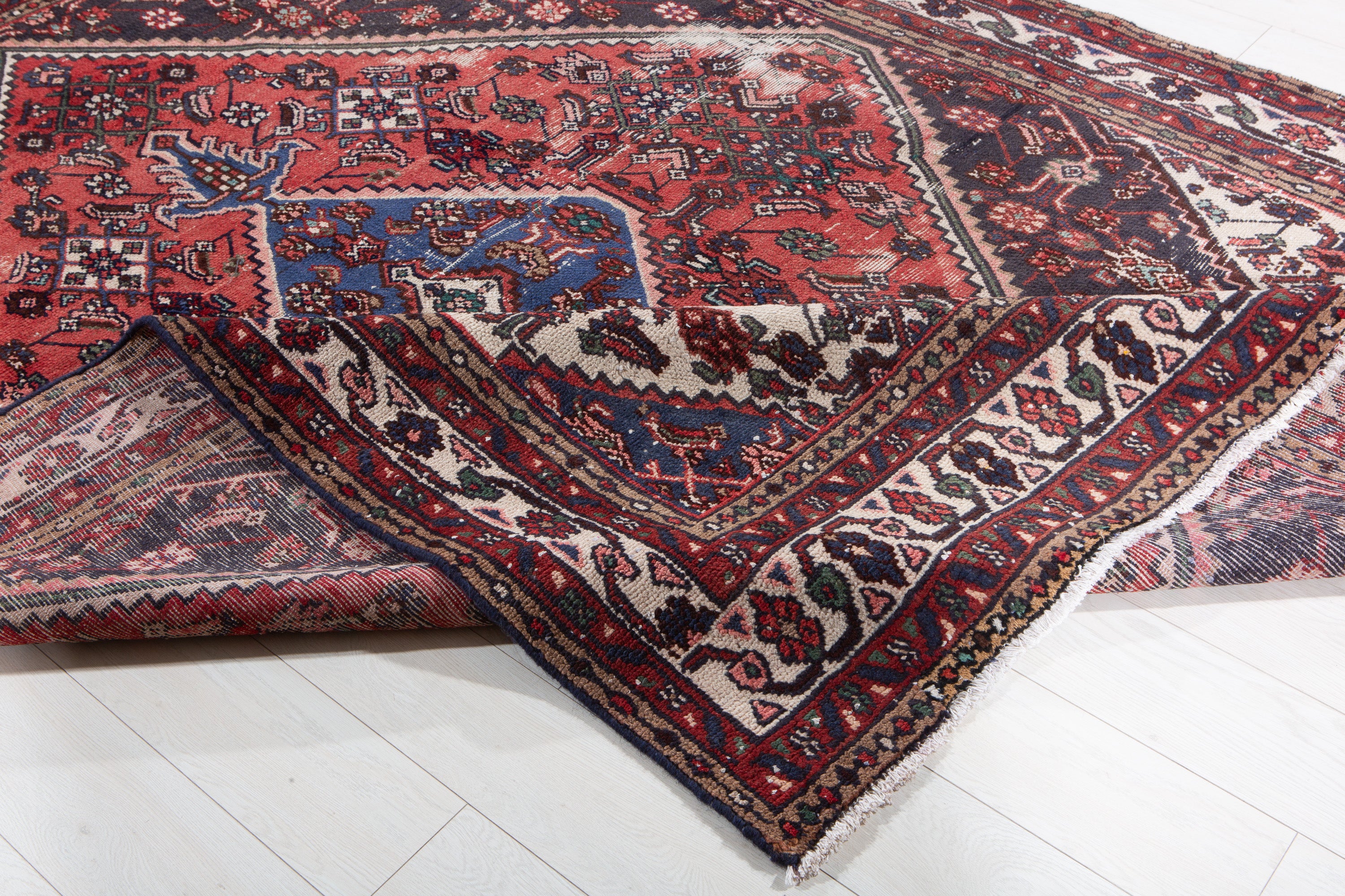 Vintage Red Geometric Rug – 9' 6" x 7' 1" (289 x 215 cm)