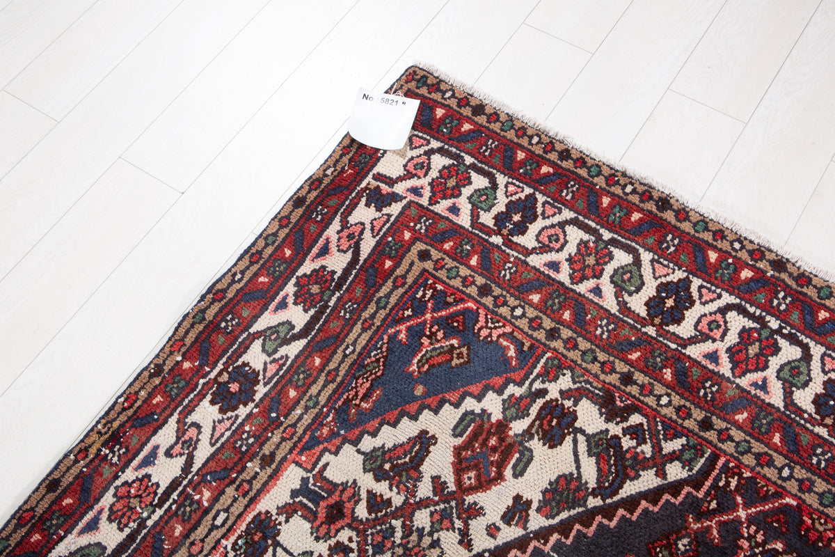 Vintage Red Geometric Rug – 9' 6" x 7' 1" (289 x 215 cm)