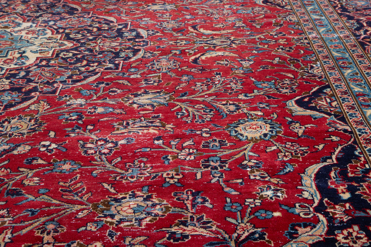 Vintage Red Floral Rug – 11' 10" x 9' 0" (360 x 274 cm)