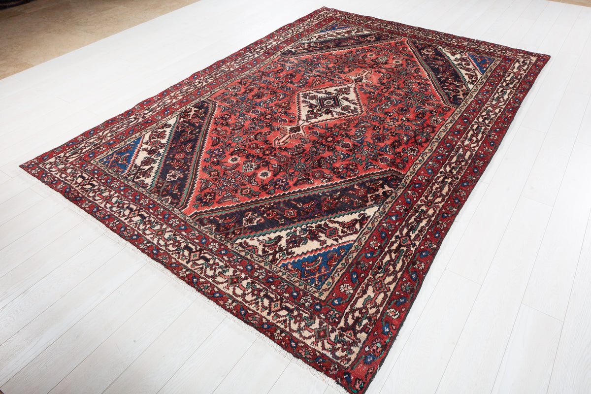 Vintage Bright Red Geometric Rug – 9' 6" x 6' 8" (289 x 202 cm)