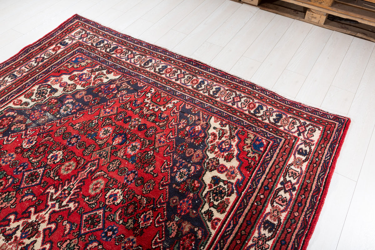Vintage Red Geometric Rug – 10' 2" x 6' 10" (309 x 208 cm)