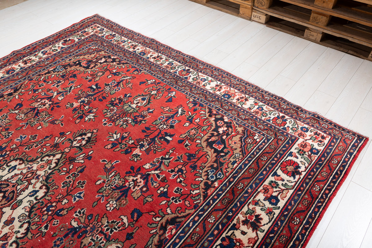 Vintage Red and Beige Floral Rug – 11' 5" x 8' 4" (348 x 254 cm)