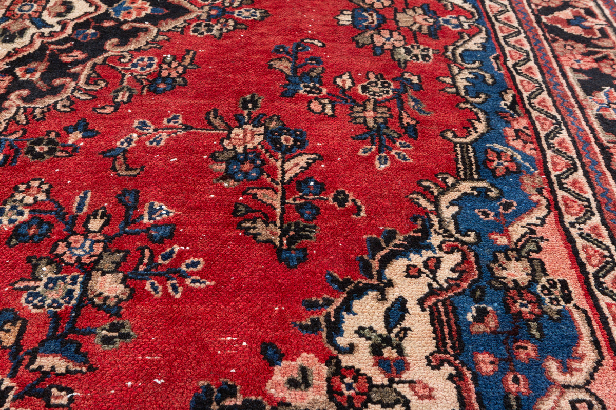 Vintage Red Floral Rug – 9' 4" x 6' 9" (285 x 206 cm)