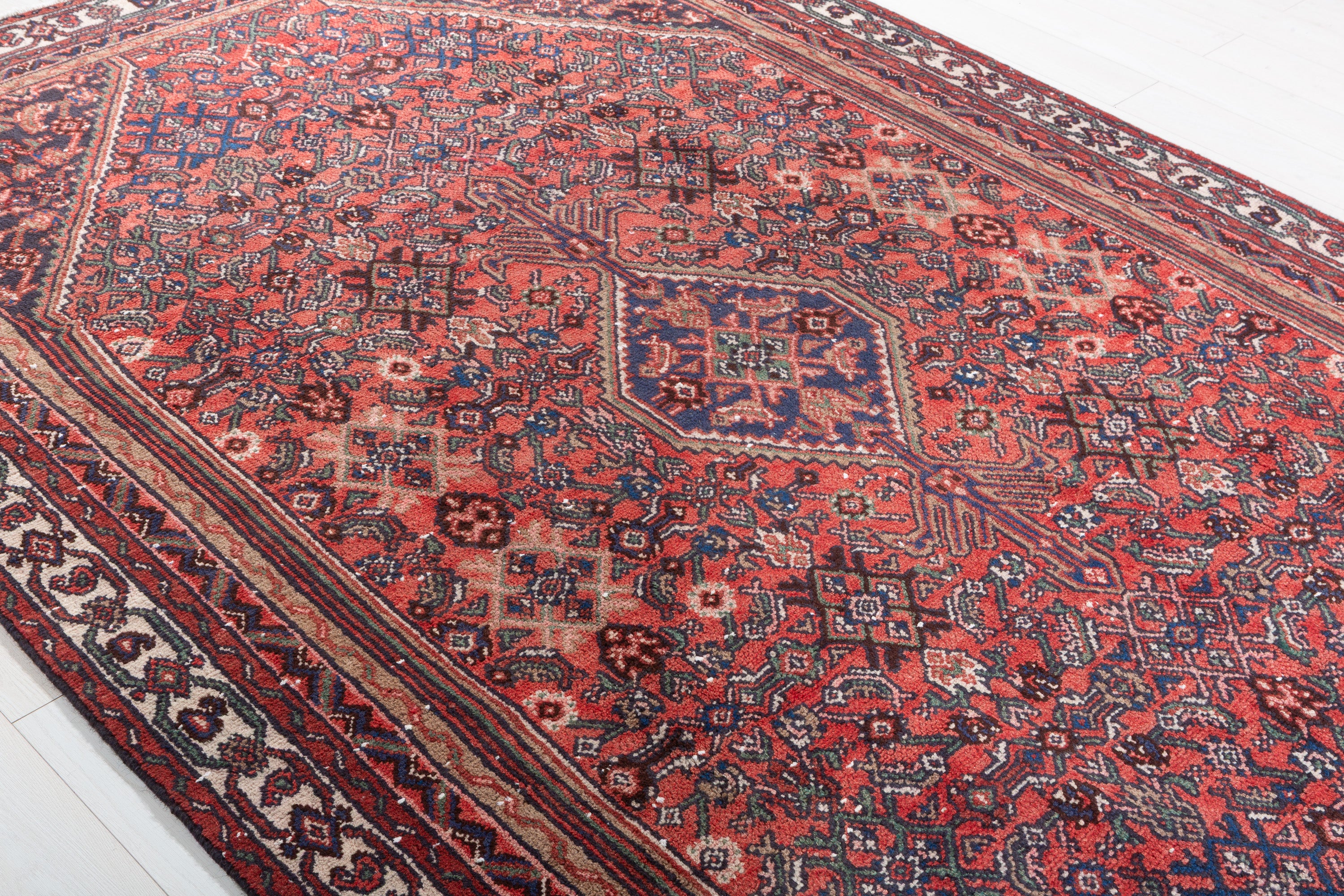 Vintage Red Geometric Rug – 9' 8" x 6' 4" (294 x 193 cm)