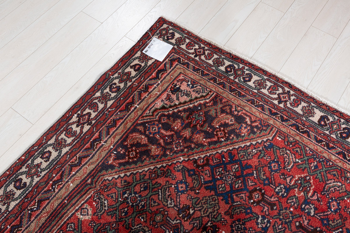 Vintage Red Geometric Rug – 9' 8" x 6' 4" (294 x 193 cm)