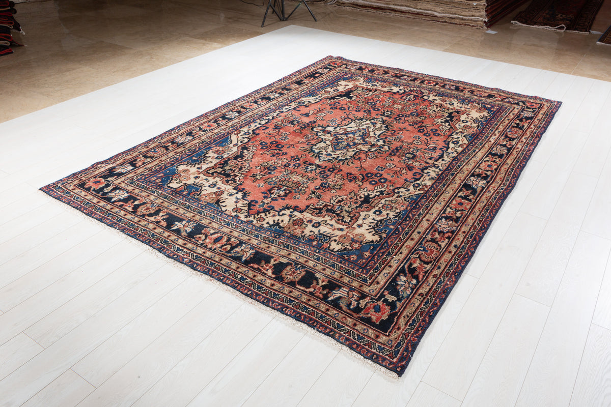 Vintage Bright red Floral Rug – 9' 7" x 6' 10" (291 x 209 cm)