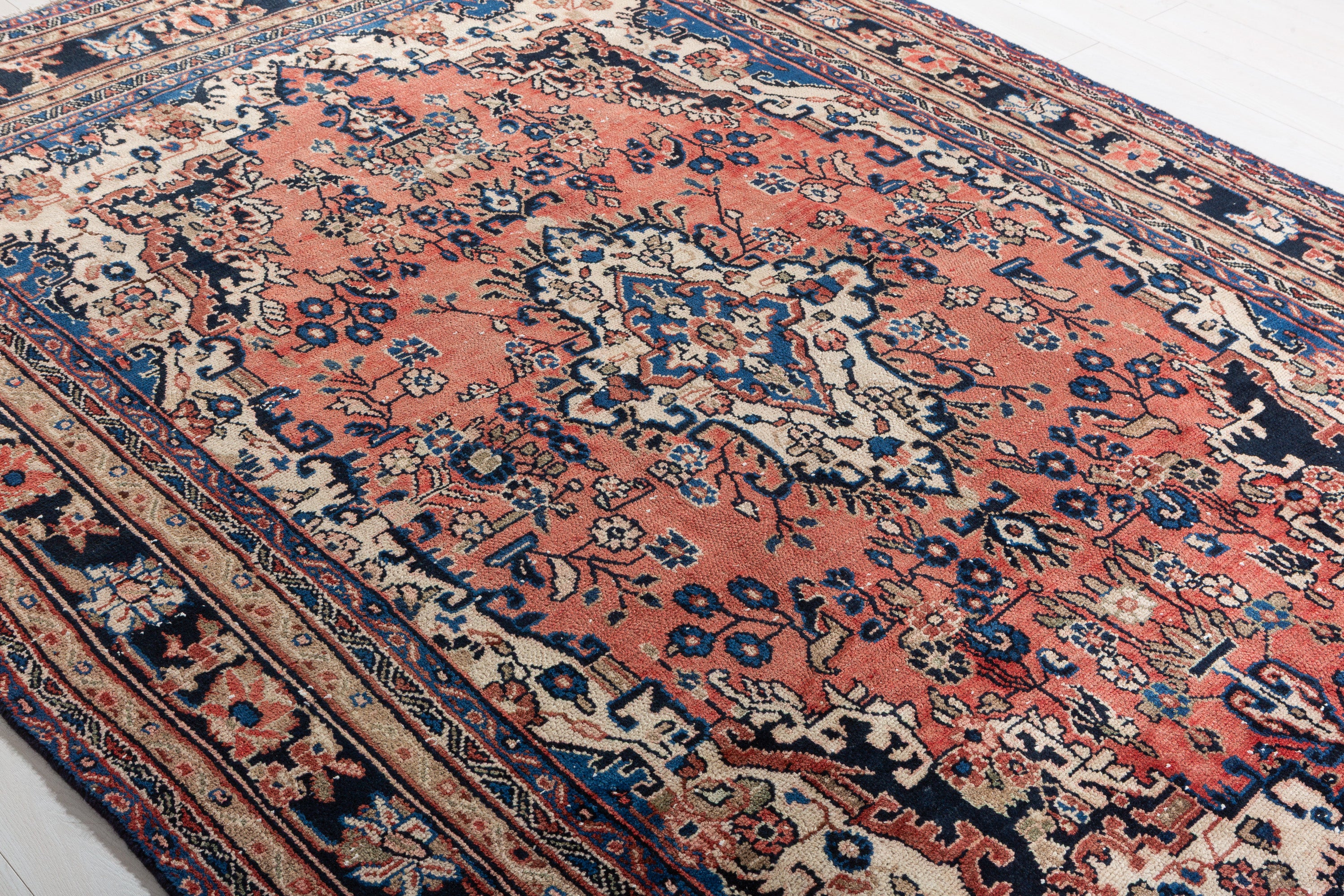 Vintage Bright red Floral Rug – 9' 7" x 6' 10" (291 x 209 cm)