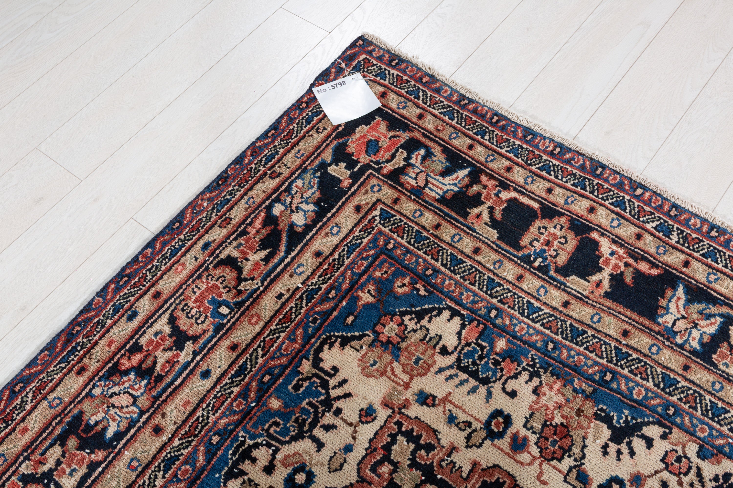 Vintage Bright red Floral Rug – 9' 7" x 6' 10" (291 x 209 cm)