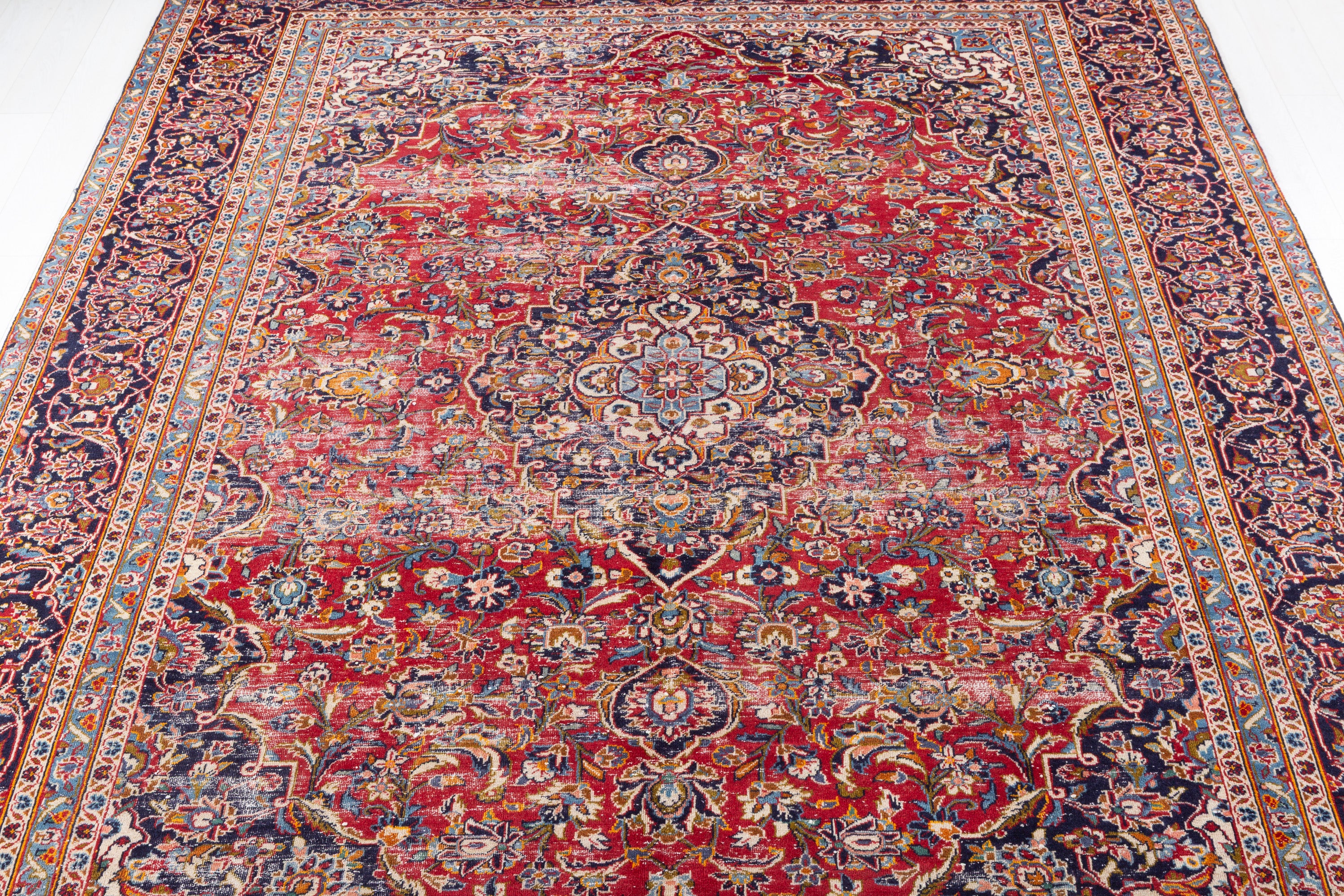 Vintage Red Floral Rug – 12' 8" x 9' 1" (387 x 278 cm)
