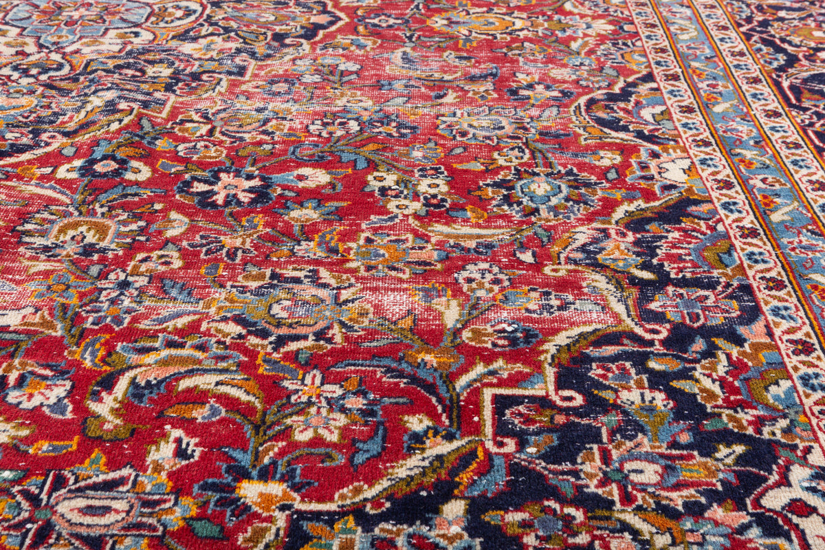 Vintage Red Floral Rug – 12' 8" x 9' 1" (387 x 278 cm)