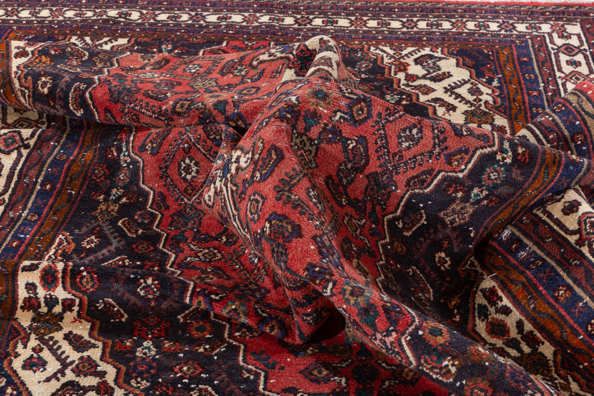 Vintage Red Geometric Rug – 9' 9" x 6' 10" (296 x 209 cm)