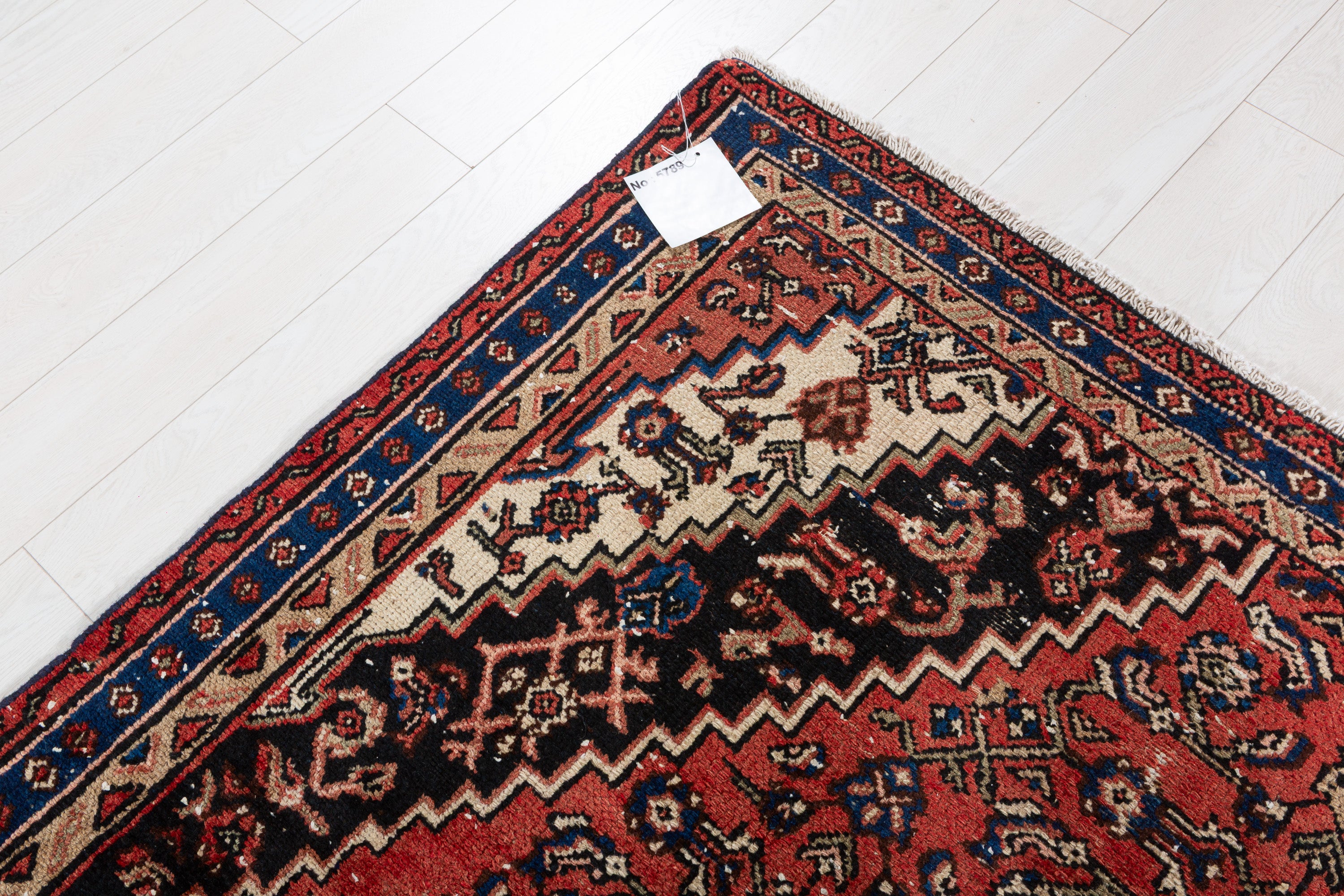 Vintage Red and blue Floral Rug – 10' 0" x 6' 2" (305 x 189 cm)