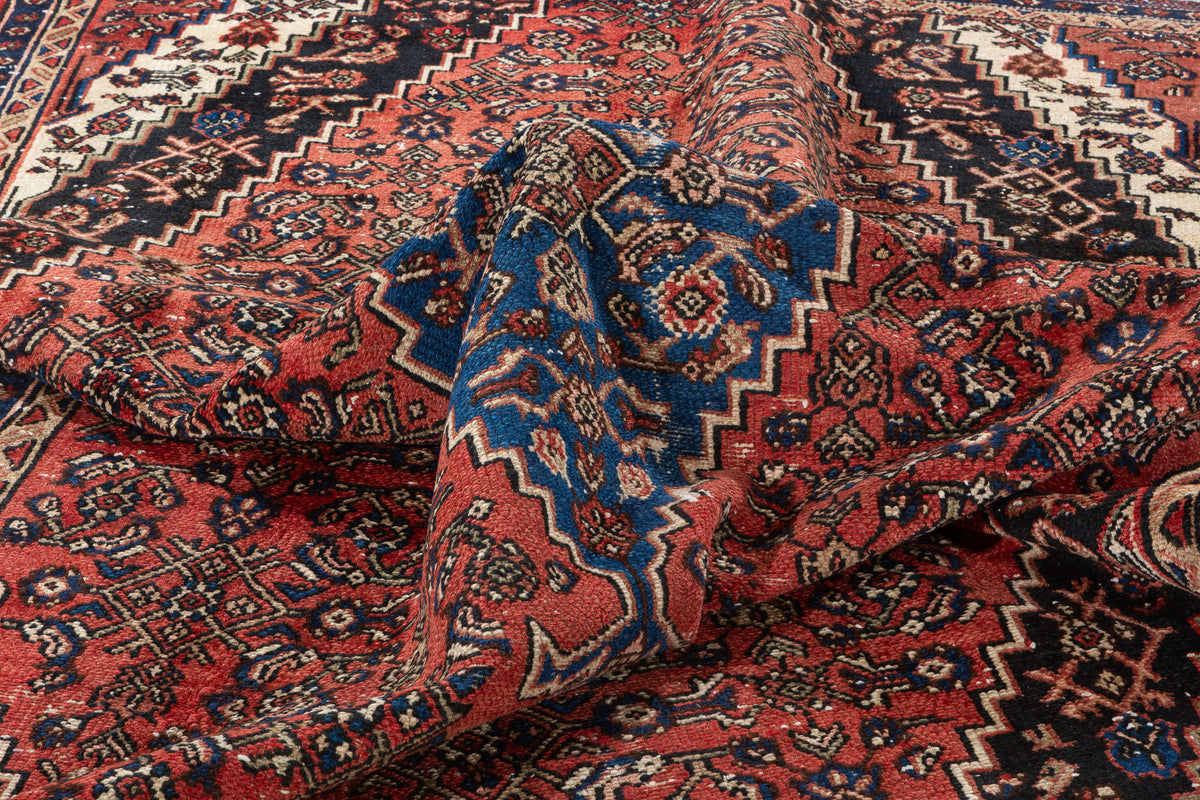 Vintage Red and blue Floral Rug – 10' 0" x 6' 2" (305 x 189 cm)