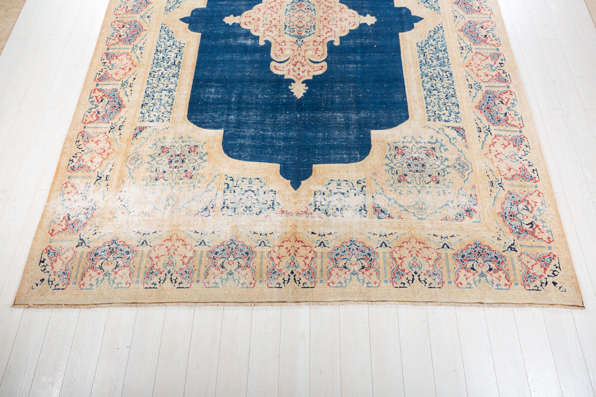 Collectible Vintage Navy blue Floral Rug – 13' 7" x 9' 7" (413 x 292 cm)