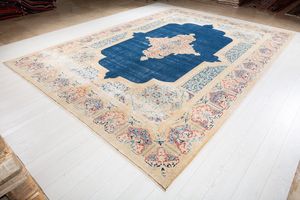 Collectible Vintage Navy blue Floral Rug – 13' 7" x 9' 7" (413 x 292 cm)