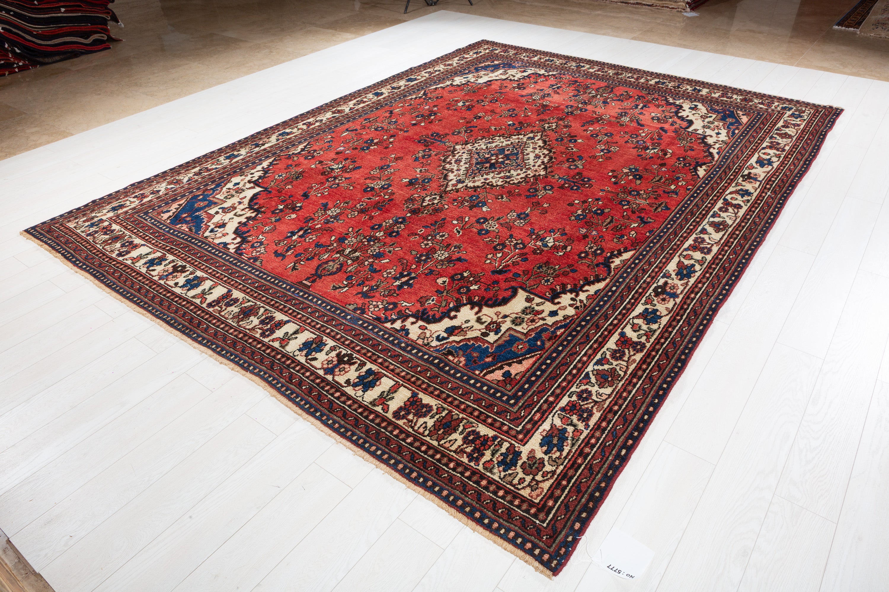 Vintage Red and beige Floral Rug – 11' 5" x 8' 5" (347 x 257 cm)