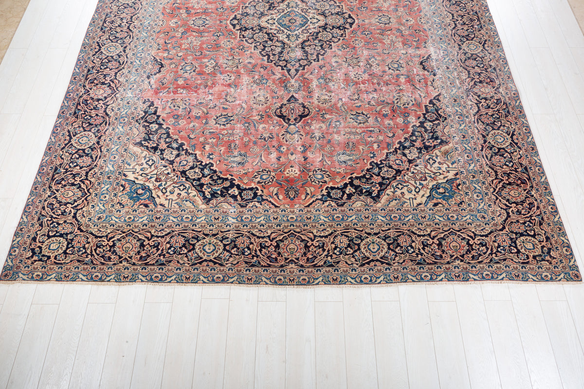 Vintage Faded red and beige Traditional Rug – 13' 0" x 10' 0" (395 x 304 cm)