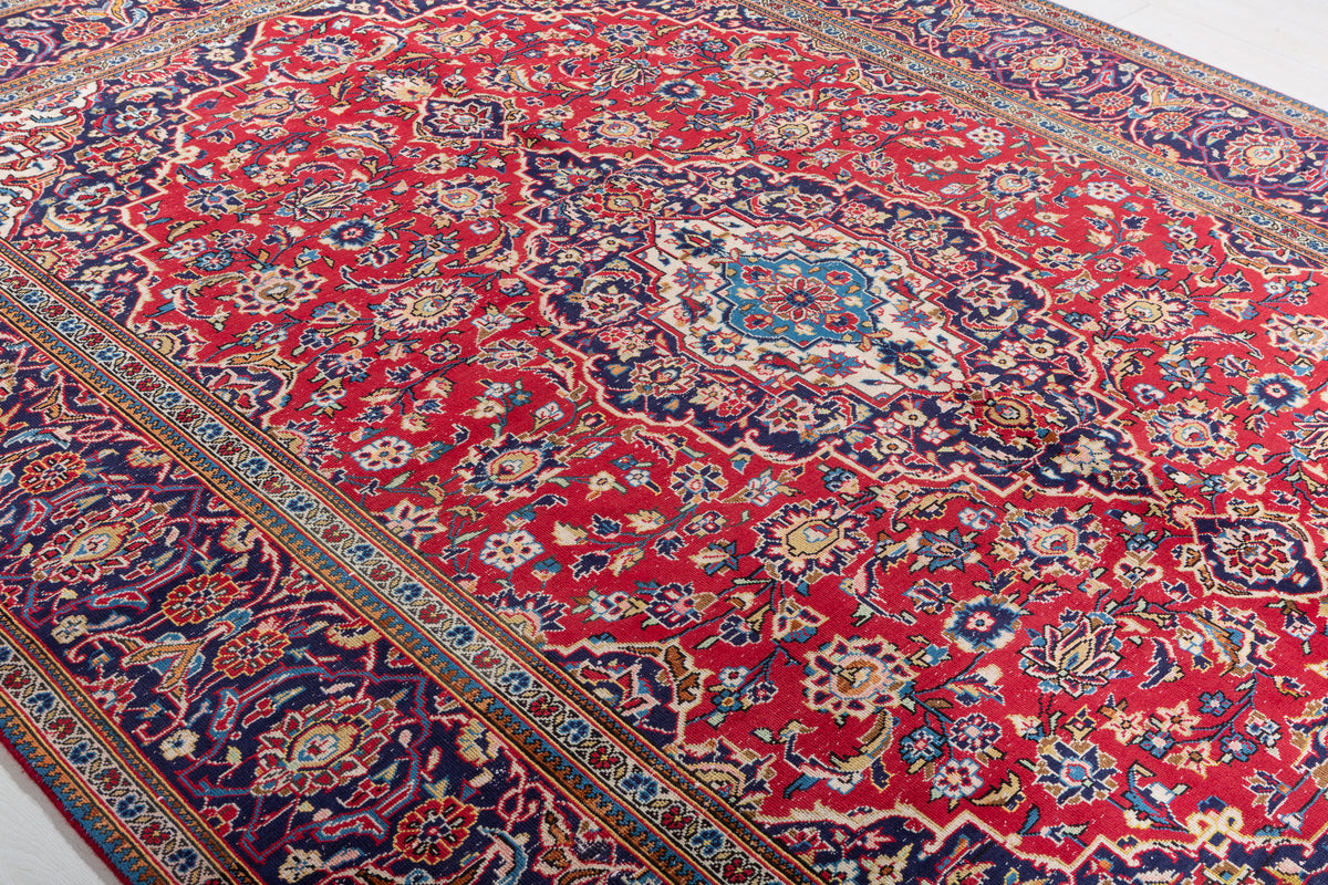 Vintage Red and navy Traditional Rug – 10' 6" x 7' 7" (321 x 232 cm)
