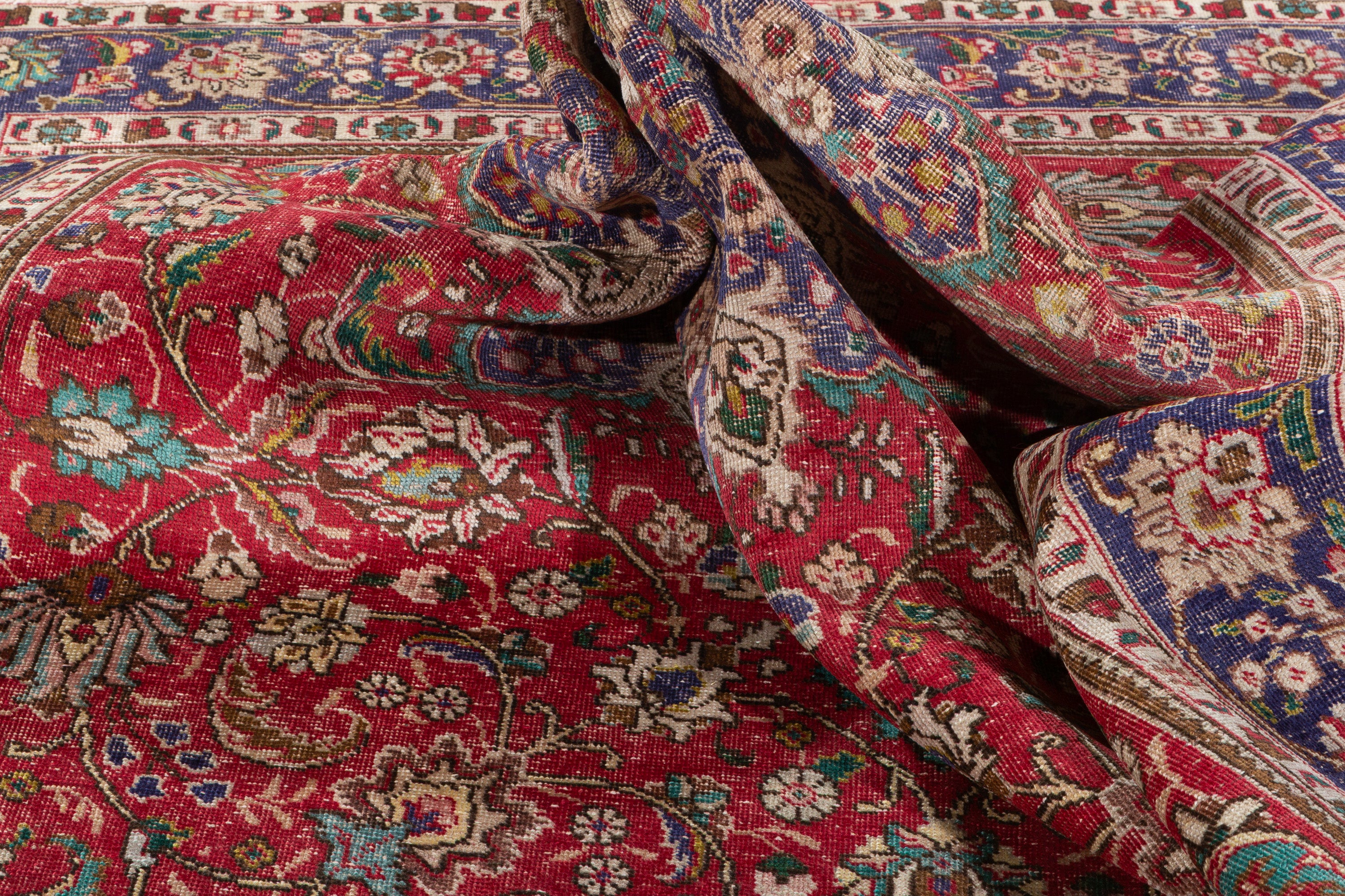 Vintage Red and beige Traditional Rug – 9' 9" x 6' 9" (297 x 206 cm)
