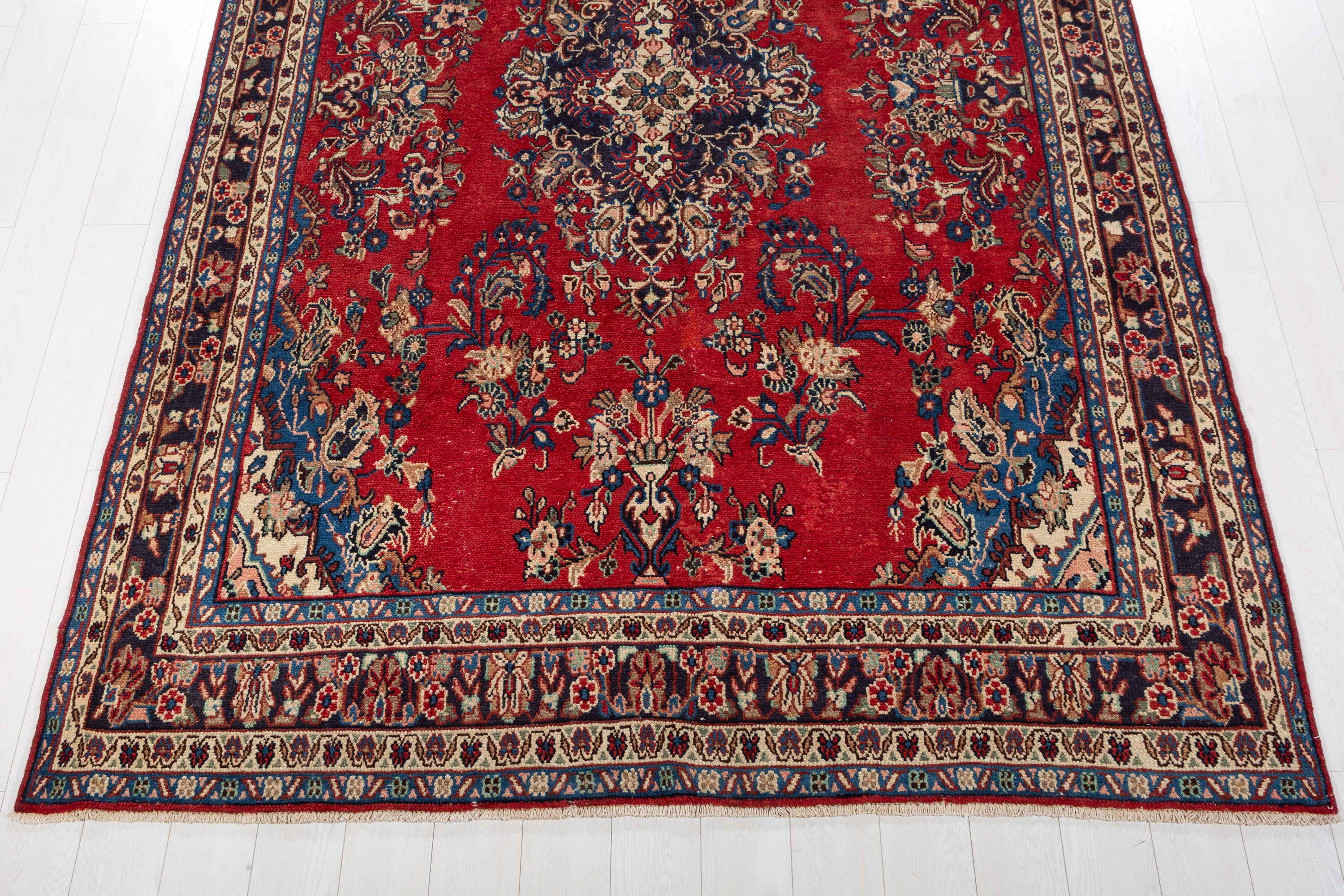 Vintage Red and beige Floral Rug – 10' 4" x 7' 1" (314 x 216 cm)