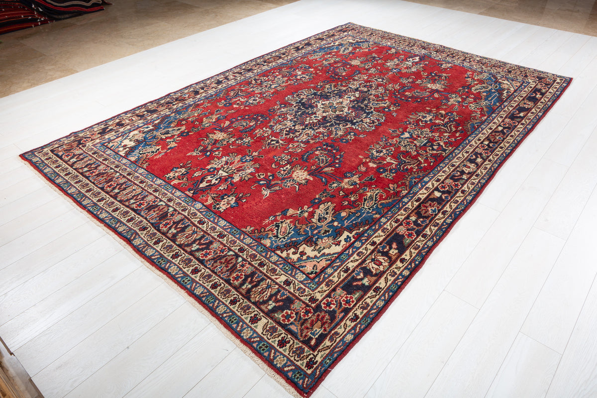 Vintage Red and beige Floral Rug – 10' 4" x 7' 1" (314 x 216 cm)