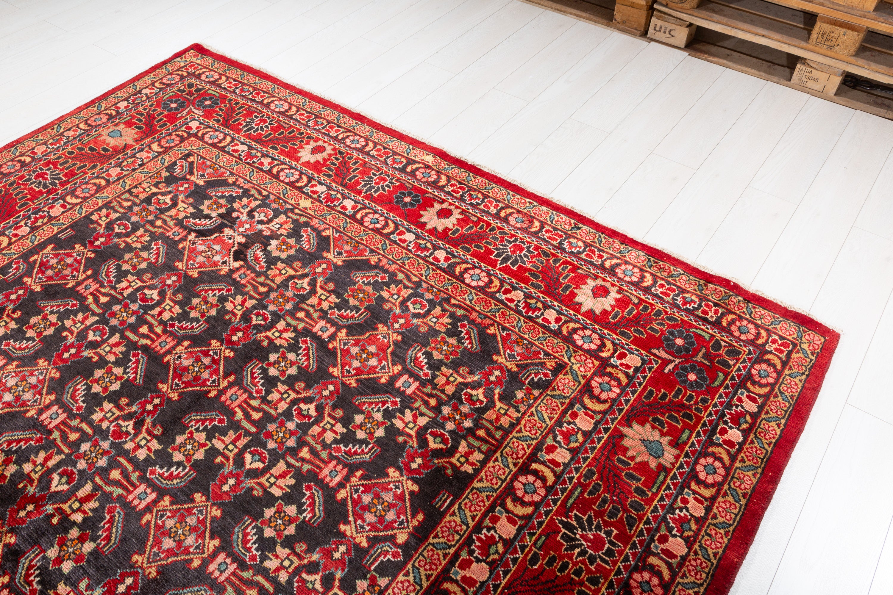 Collectible Vintage Dark navy and red Traditional Rug – 10' 1" x 7' 4" (307 x 224 cm)