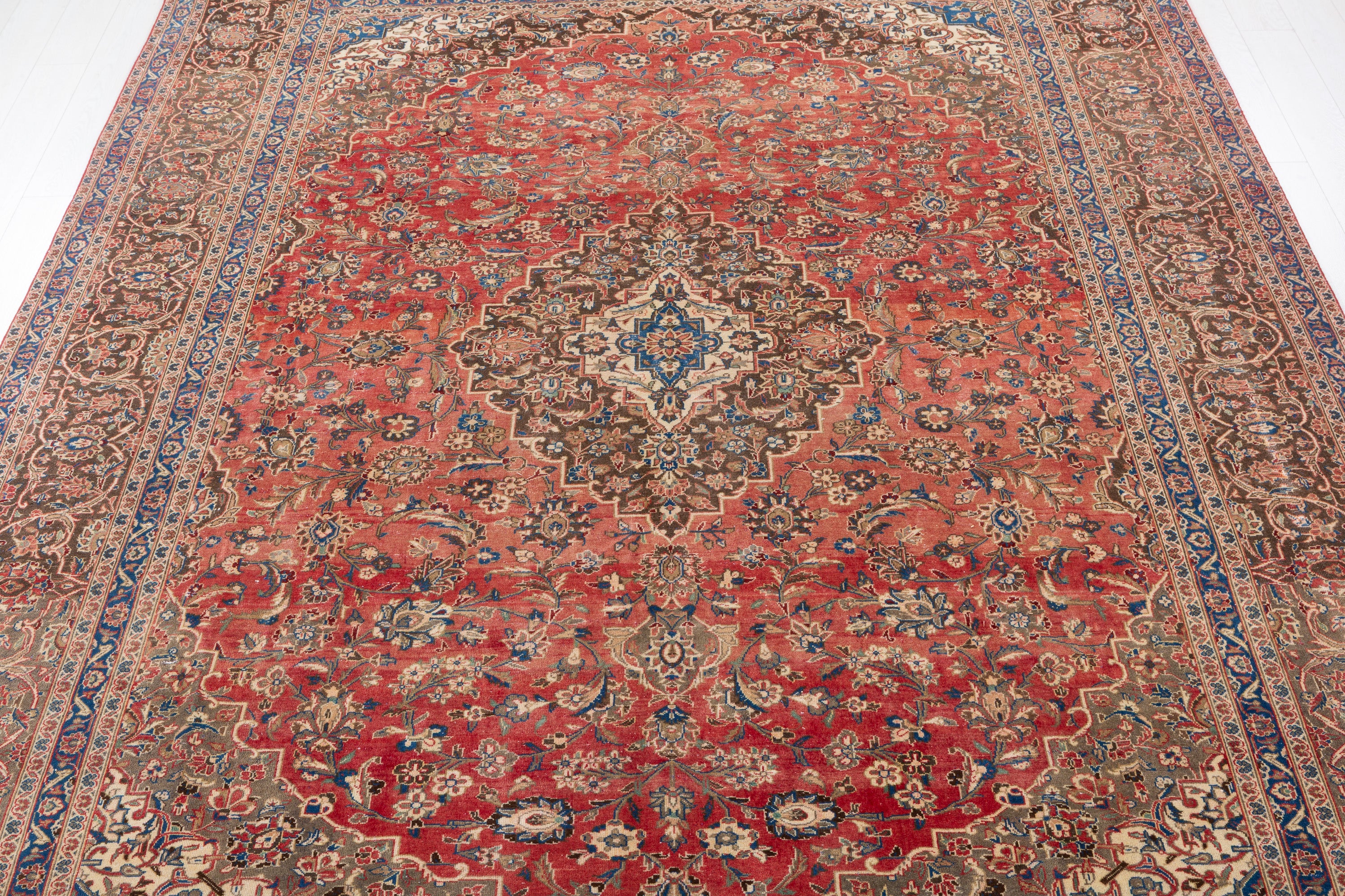 Vintage Faded red and navy Traditional Rug – 12' 8" x 9' 4" (385 x 284 cm)
