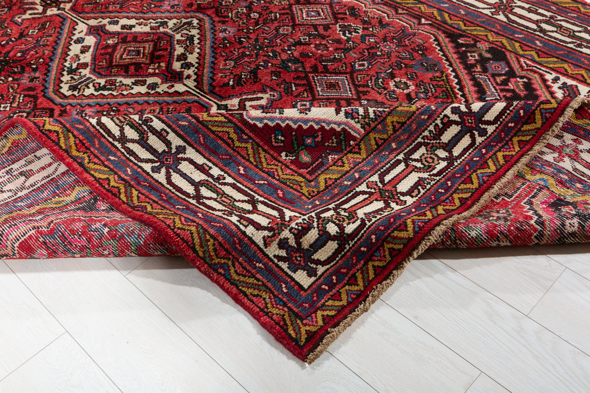 Vintage Red and beige Traditional Rug – 10' 4" x 6' 9" (315 x 205 cm)