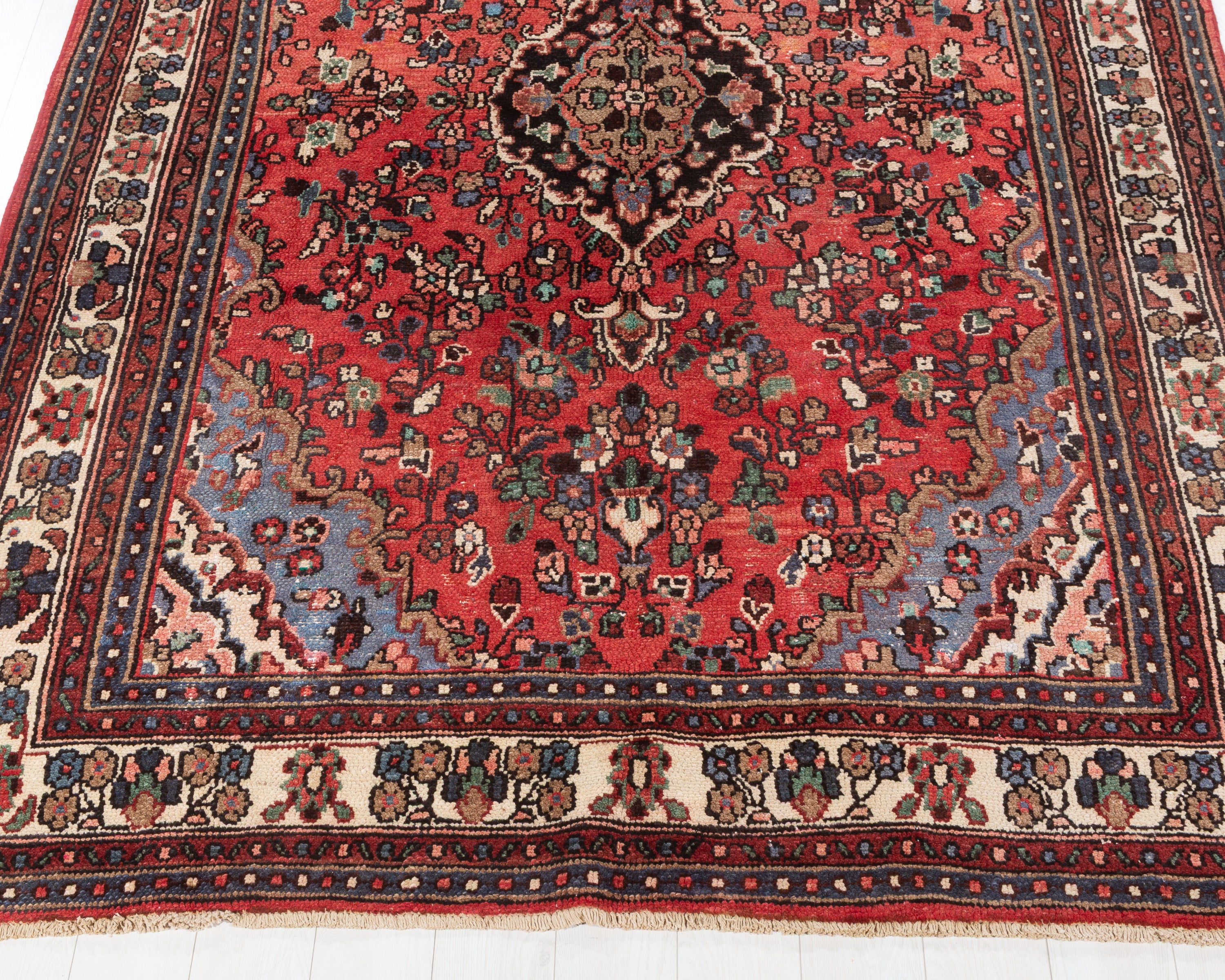 Vintage Red and beige Floral Rug – 10' 0" x 6' 8" (306 x 203 cm)