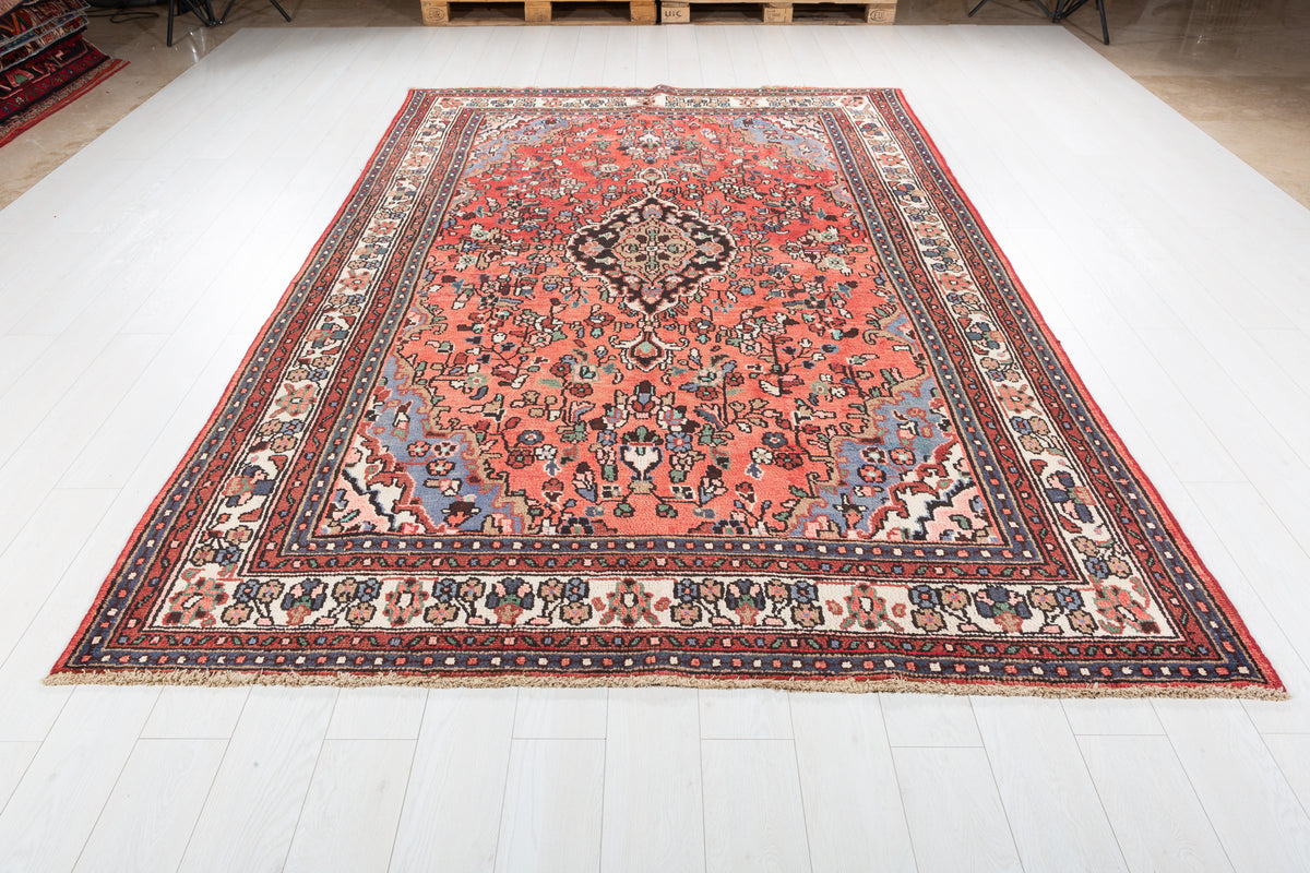 Vintage Red and beige Floral Rug – 10' 0" x 6' 8" (306 x 203 cm)