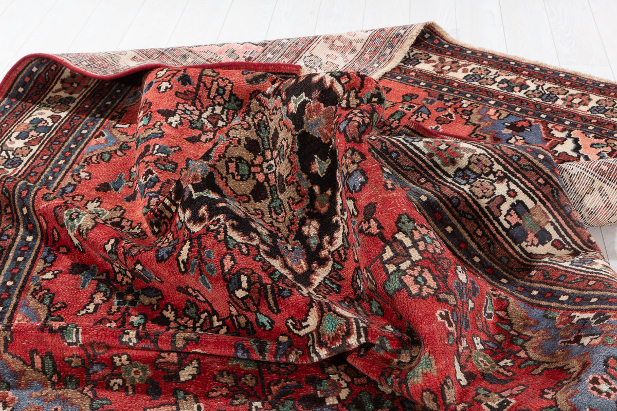Vintage Red and beige Floral Rug – 10' 0" x 6' 8" (306 x 203 cm)