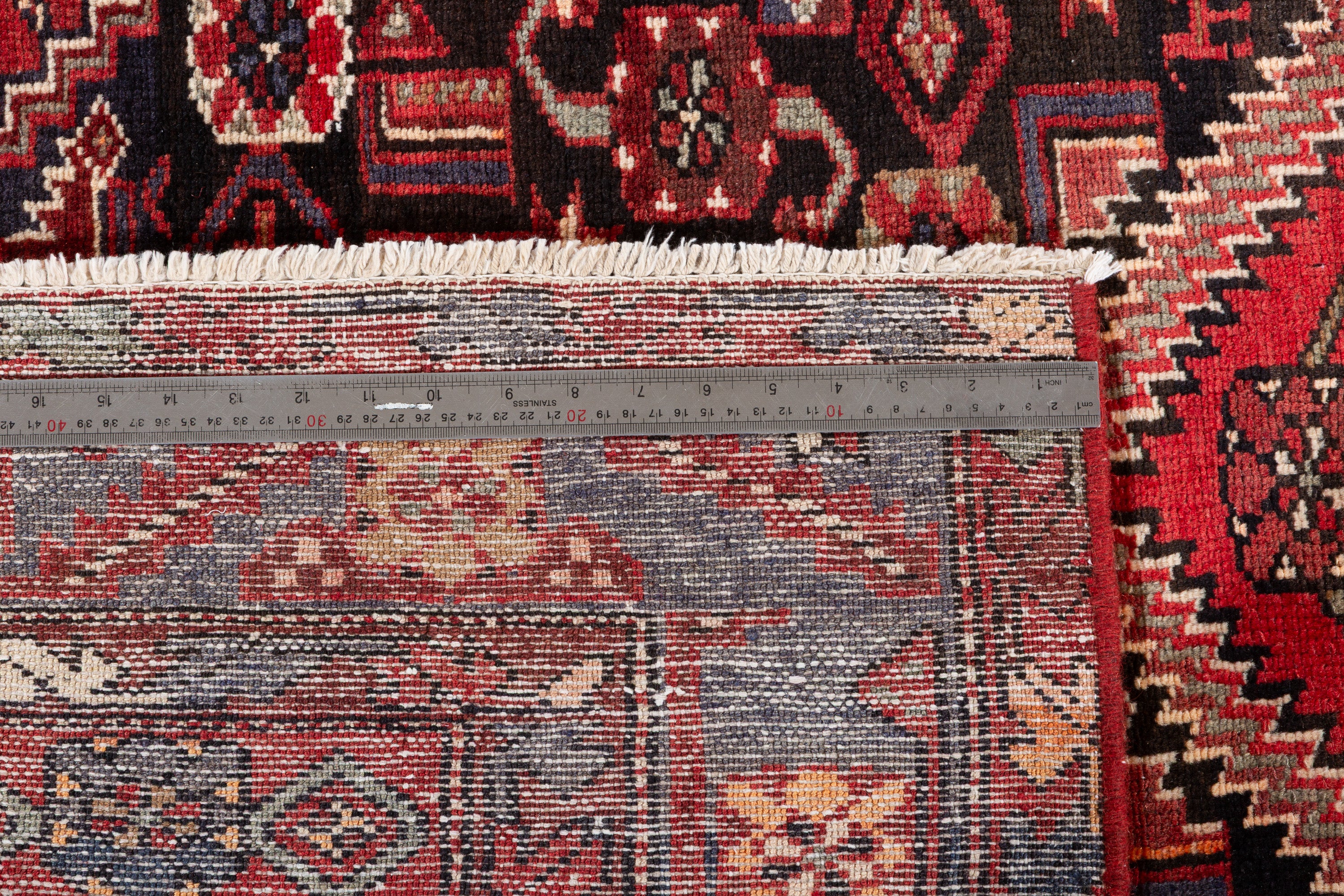 Vintage Red, Black Geometric Medallion Area Rug – 7' 9" x 4' 7" (237 x 140 cm)