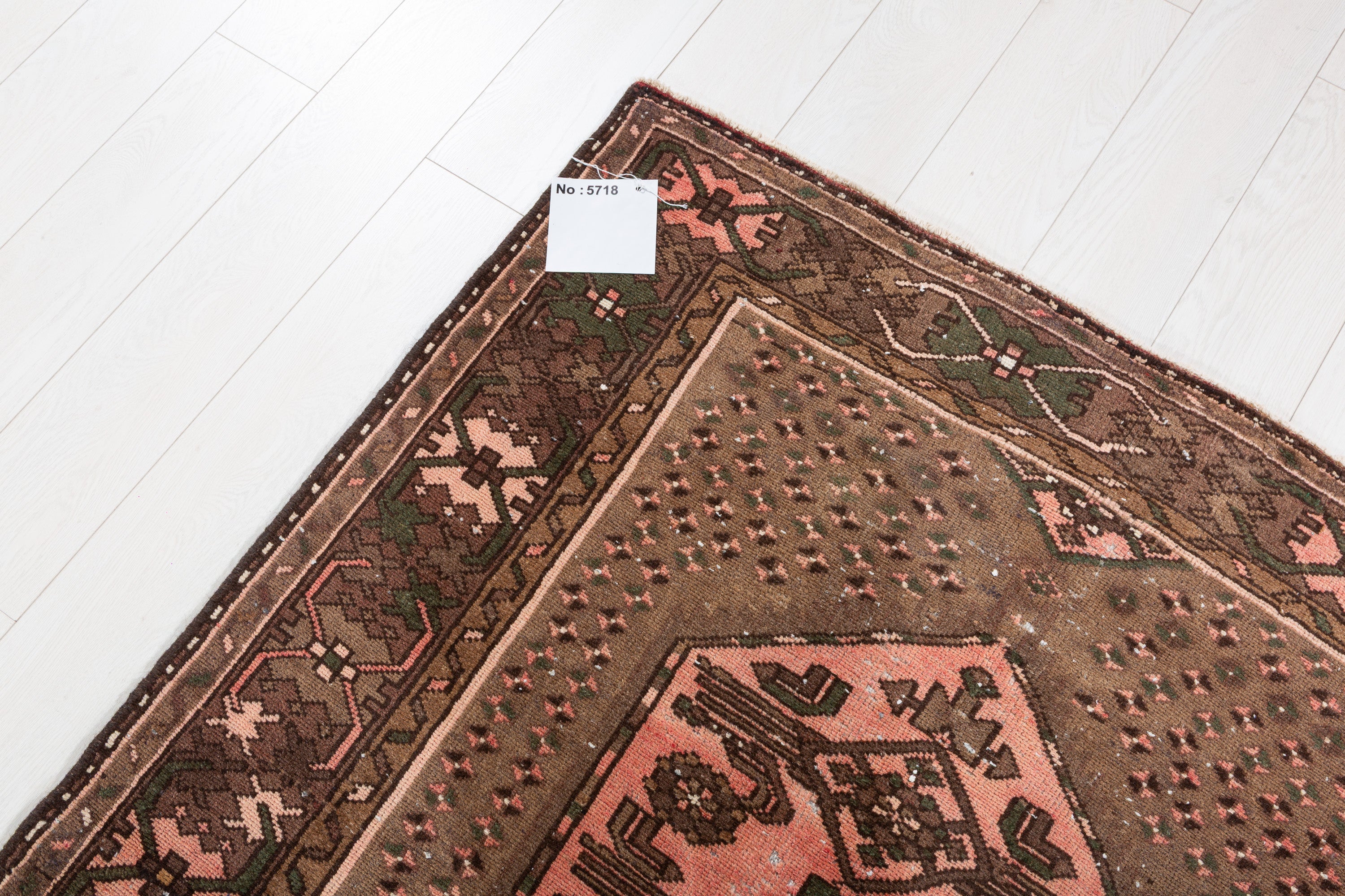 Collectible Vintage Brown, Pink Double Medallion Area Rug – 6' 7" x 3' 11" (201 x 120 cm)