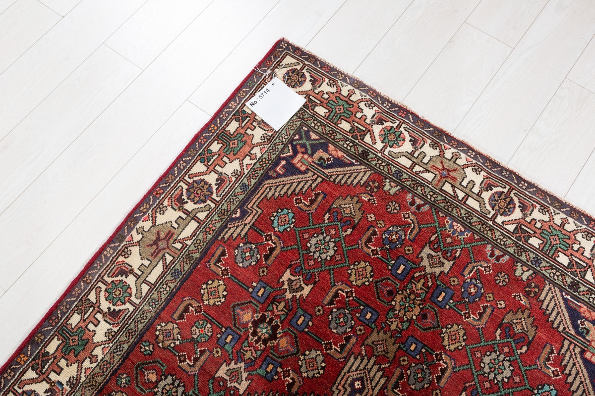 Collectible Vintage Rust Red, Beige Floral Medallion Area Rug – 5' 9" x 4' 0" (176 x 123 cm)