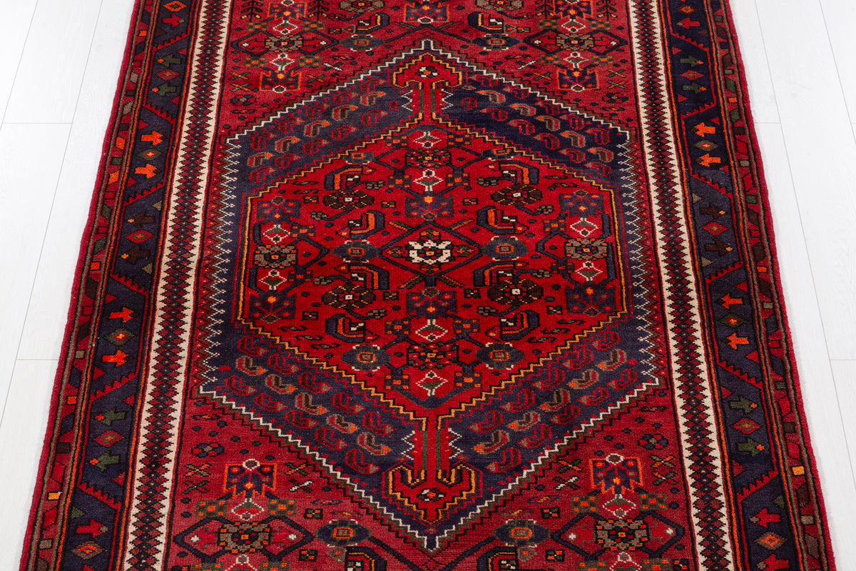Vintage Red, Navy Blue Central Medallion Area Rug – 6' 8" x 4' 4" (204 x 132 cm)