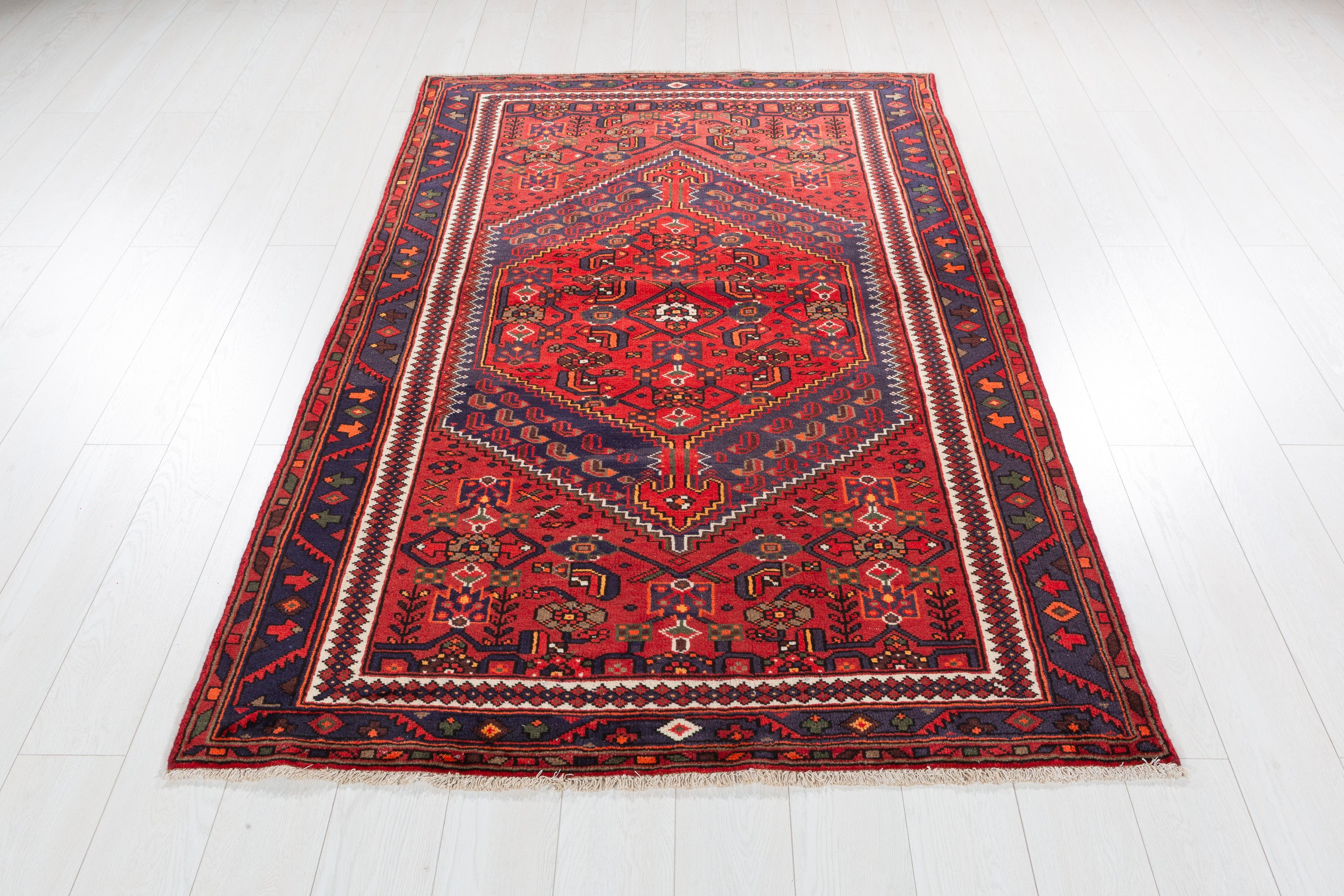 Vintage Red, Navy Blue Central Medallion Area Rug – 6' 8" x 4' 4" (204 x 132 cm)