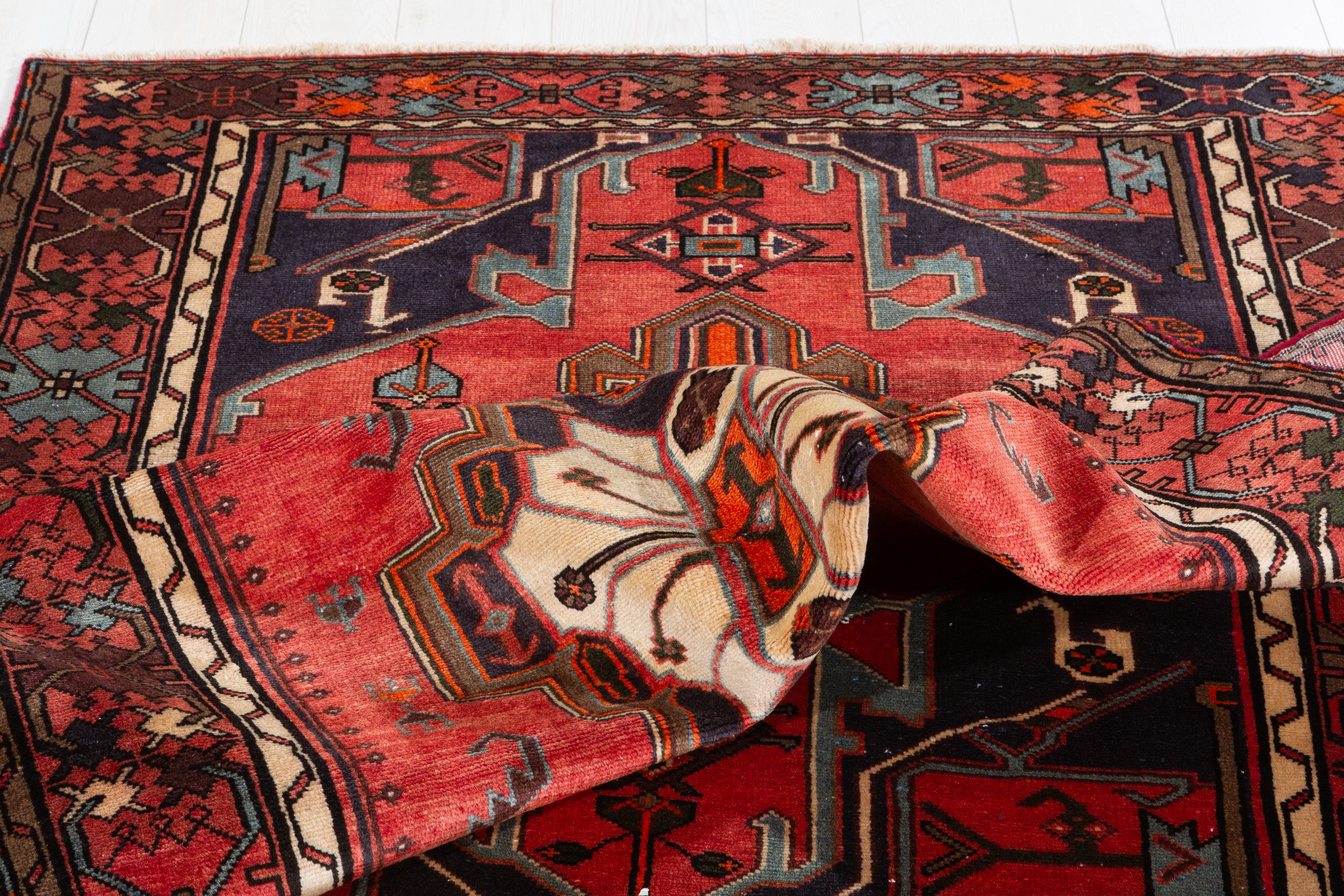 Vintage Coral, Navy Blue Geometric Medallion Area Rug – 6' 6" x 4' 4" (198 x 131 cm)