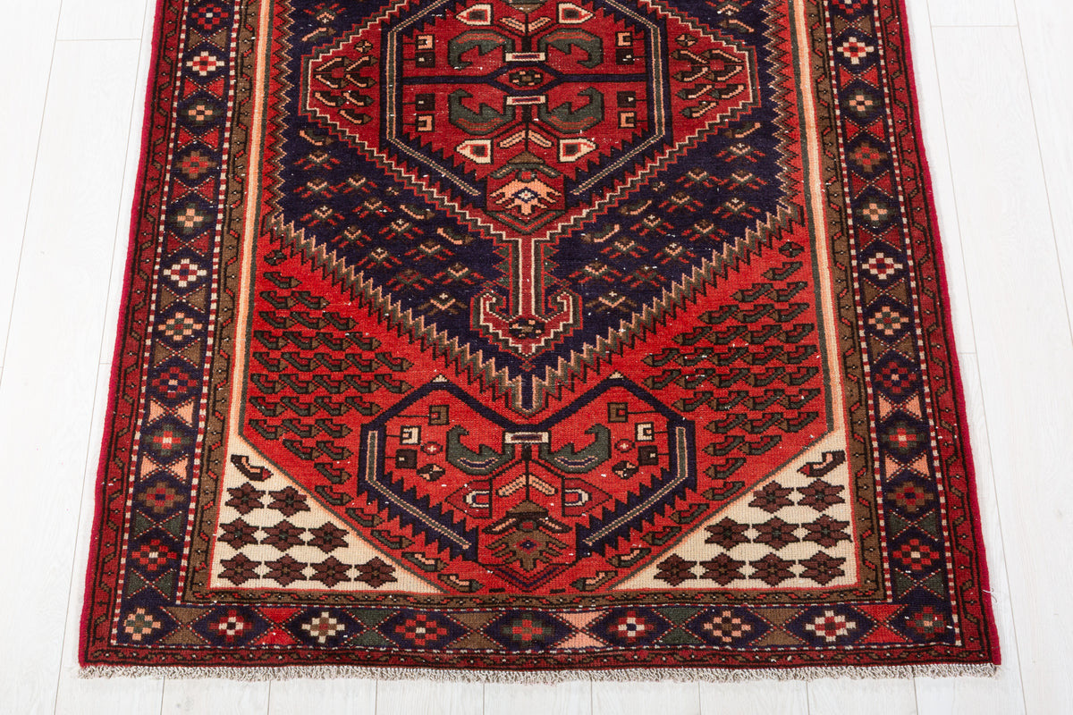 Vintage Coral, Navy Blue Diamond Medallion Area Rug – 6' 4" x 4' 1" (193 x 125 cm)