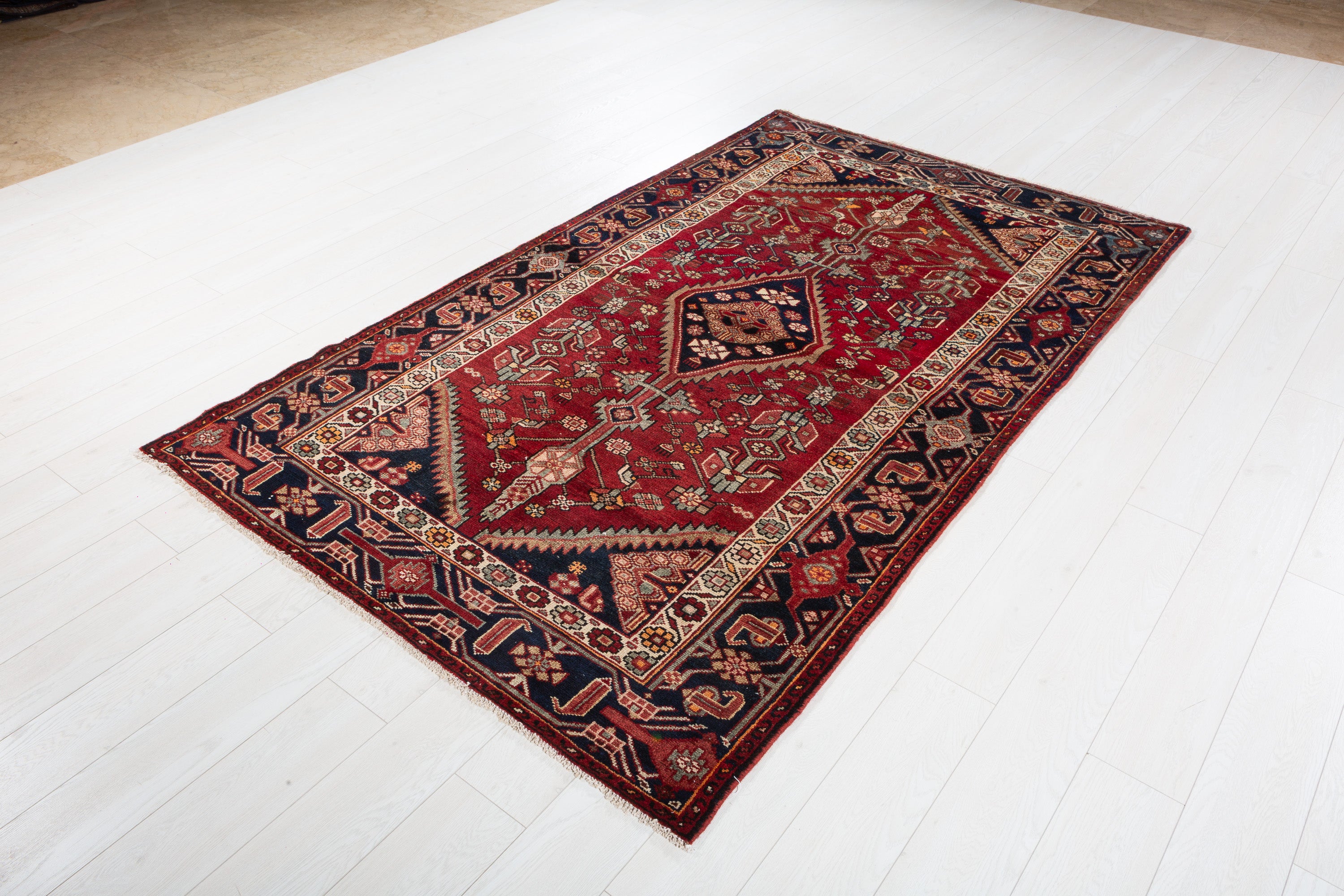 Vintage Red, Deep Navy Blue Geometric Medallion Area Rug – 7' 8" x 4' 6" (234 x 136 cm)
