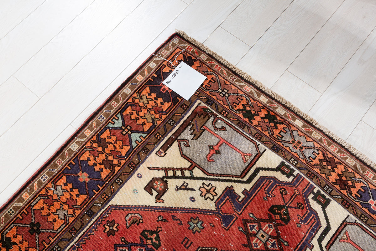 Vintage Coral, Orange Geometric Medallion Area Rug – 6' 4" x 4' 3" (194 x 130 cm)