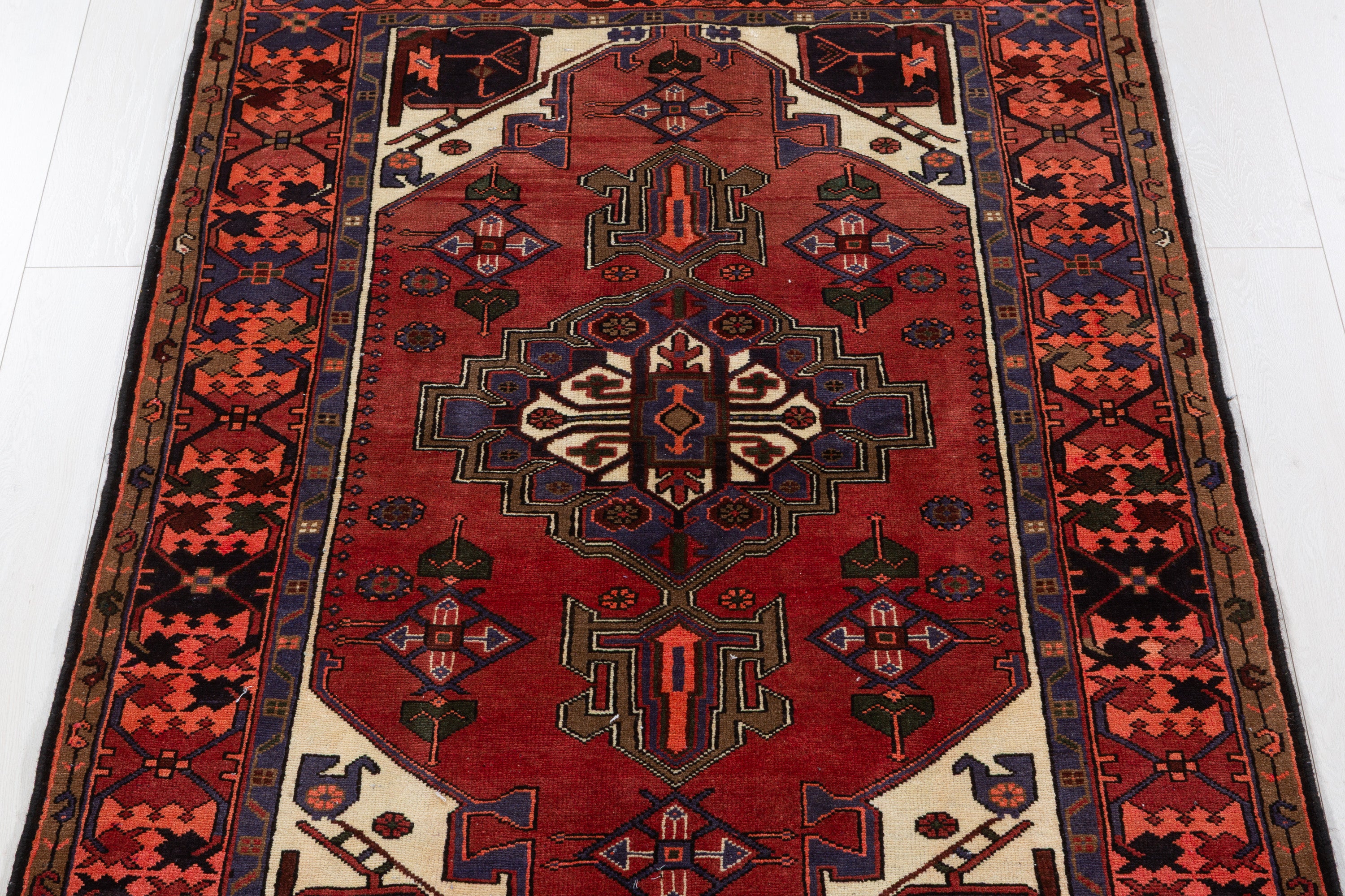 Vintage Rust Red, Navy Blue Central Medallion Area Rug – 6' 3" x 4' 3" (190 x 129 cm)