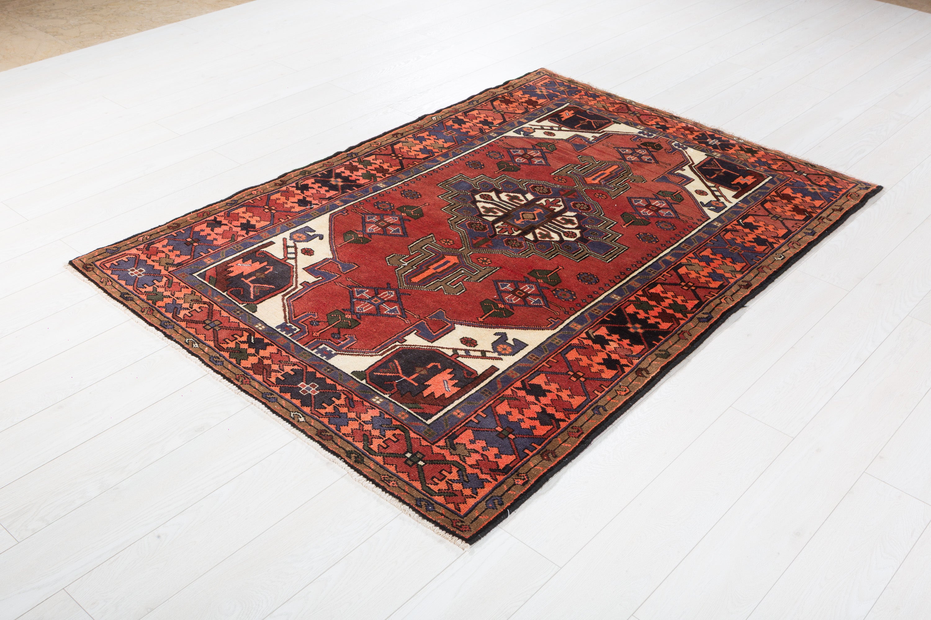 Vintage Rust Red, Navy Blue Central Medallion Area Rug – 6' 3" x 4' 3" (190 x 129 cm)