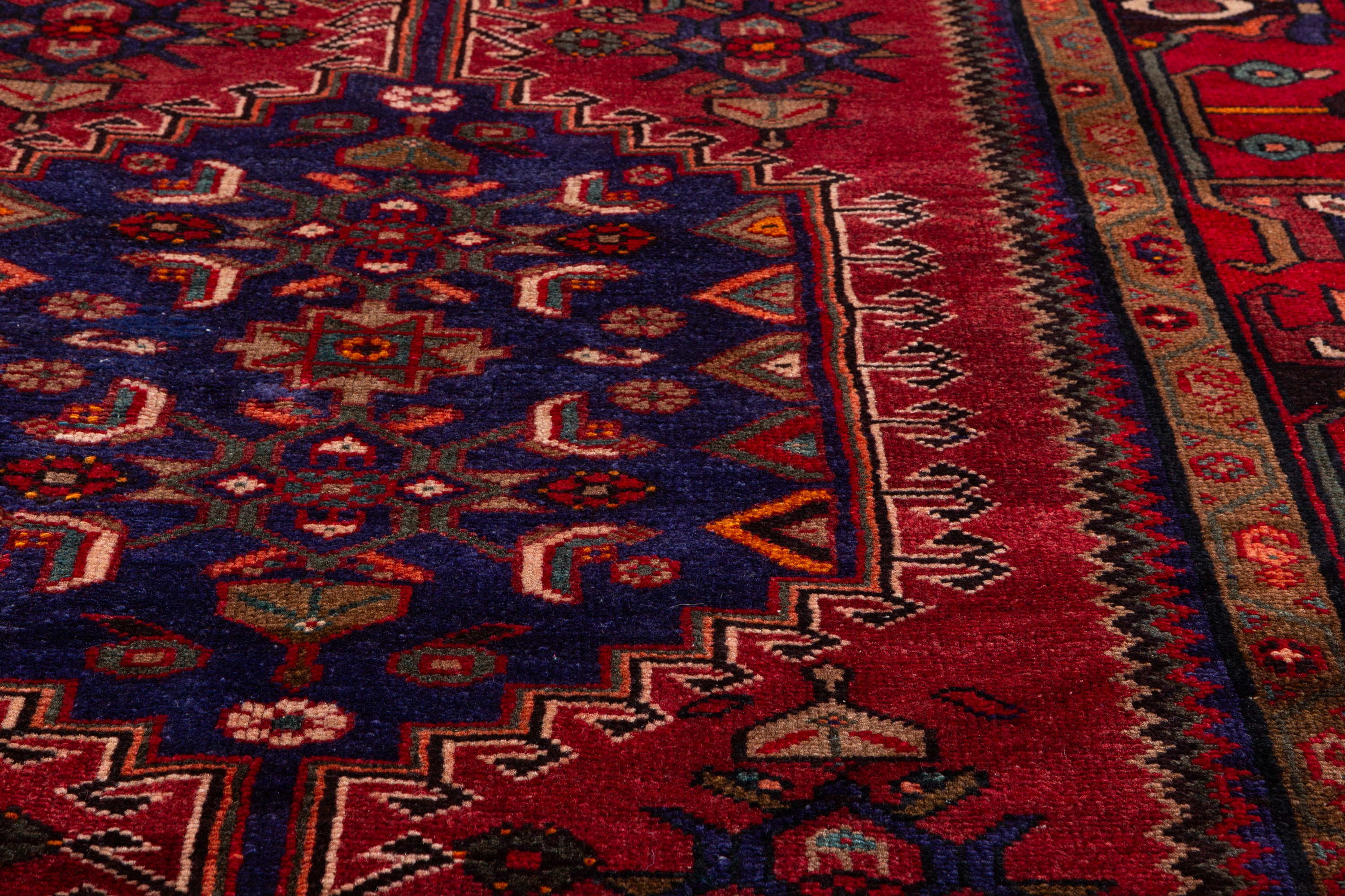 Vintage Red, Deep Navy Blue Allover Geometric Area Rug – 7' 1" x 4' 8" (216 x 142 cm)