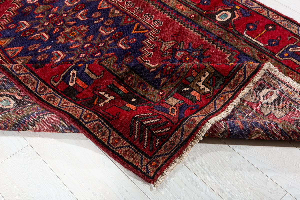 Vintage Red, Deep Navy Blue Allover Geometric Area Rug – 7' 1" x 4' 8" (216 x 142 cm)
