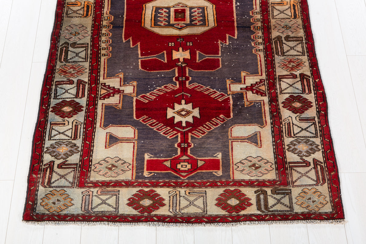 Collectible Vintage Burgundy-Red Geometric Medallion Area Rug – 6' 8" x 4' 1" (204 x 124 cm)